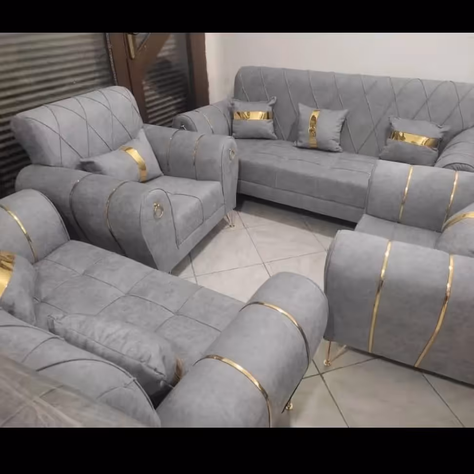 مبلمان راحتی کلاسیک و مدل های جدید ارسال هم داریم 