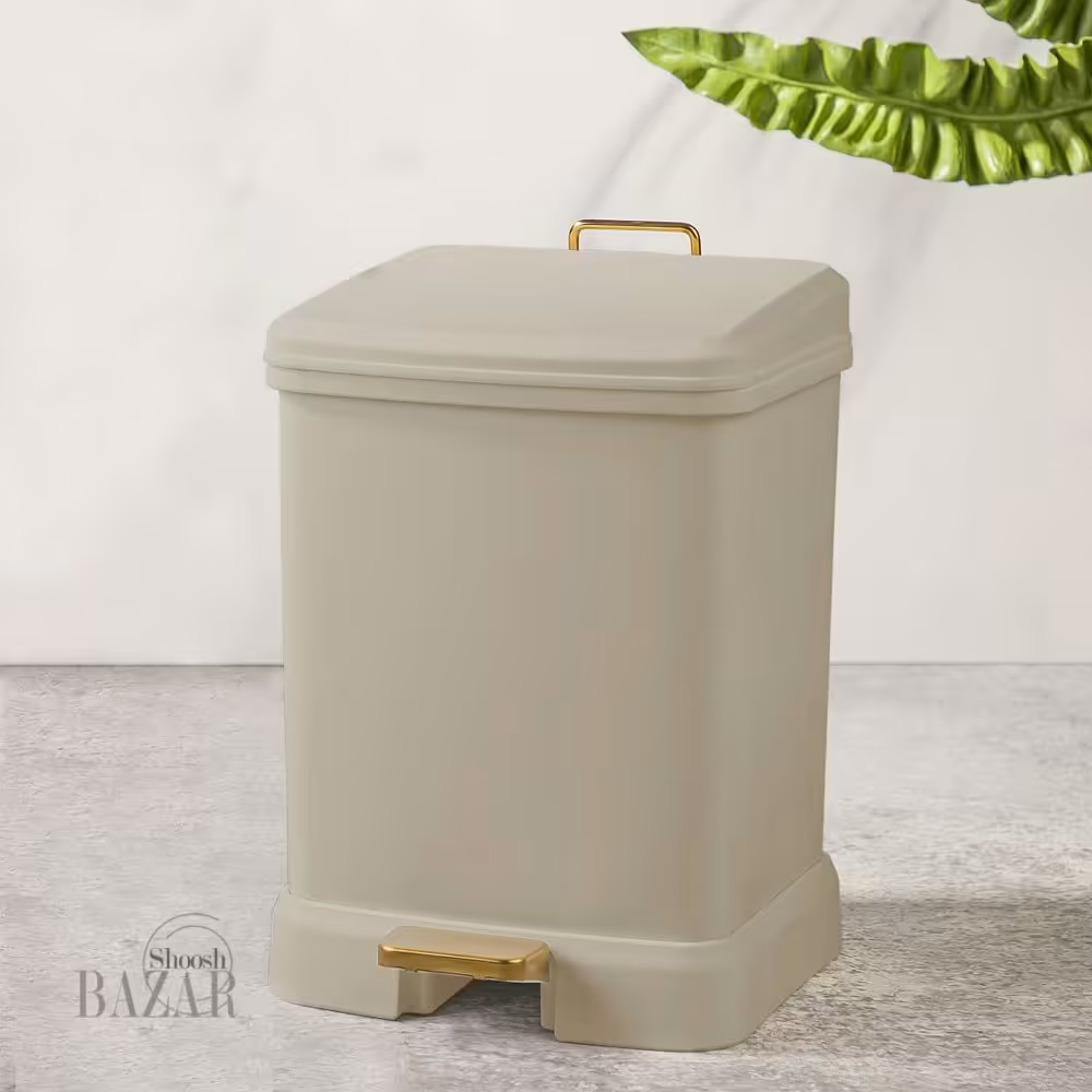 سطل 4گوش  چهارو نیم لیتر لیمون 