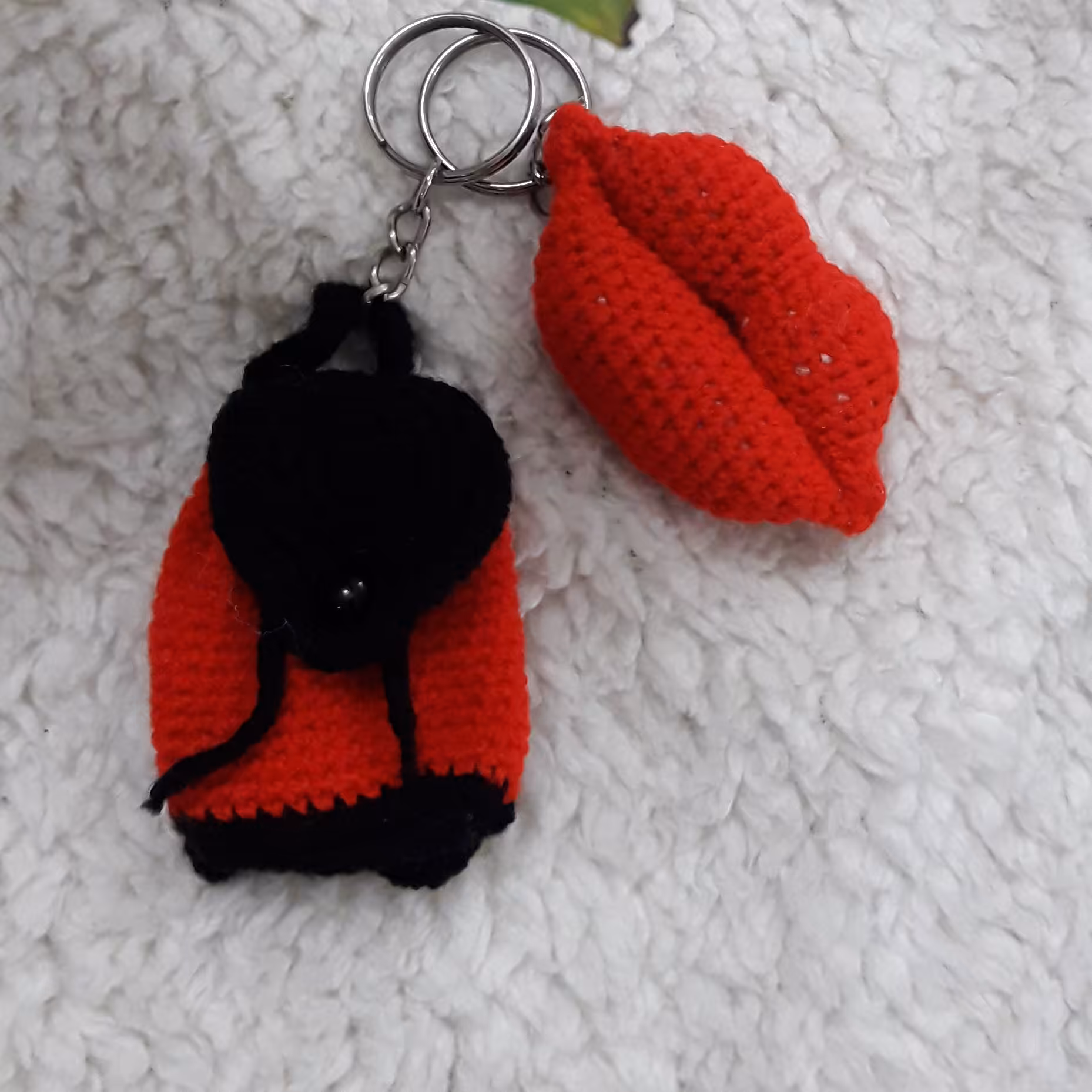 اویز کوله پشتی