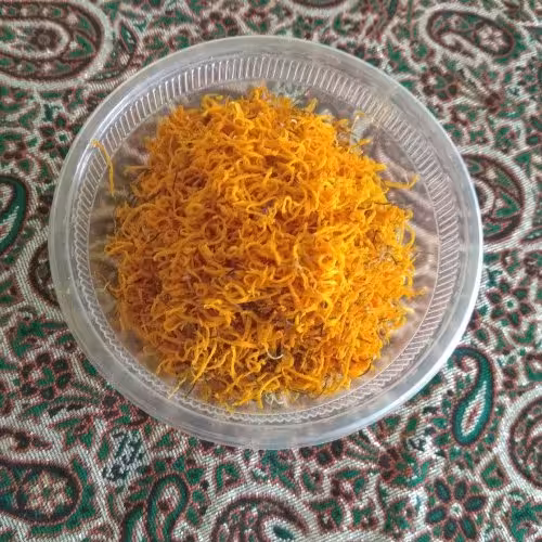 زرده زعفران (پرچم) یک مثقالی (4.608 گرم) با کیفیت مناسب و ارسال سریع