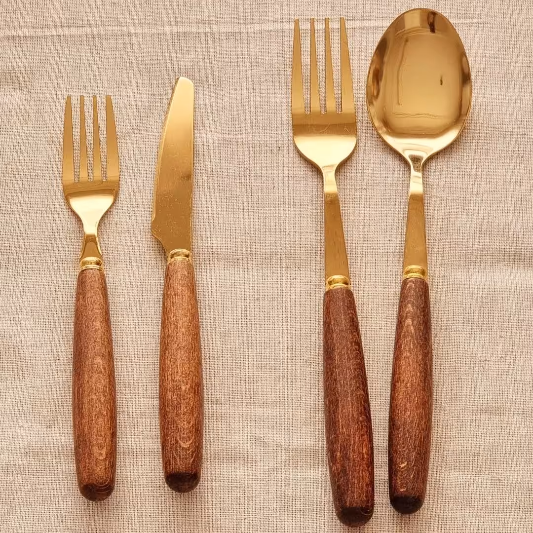 ست 24 پارچه چوبی طلایی وارداتی 