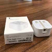شارژر آیفون 12