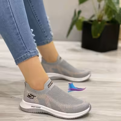 کفش بافتی اسکیچرز