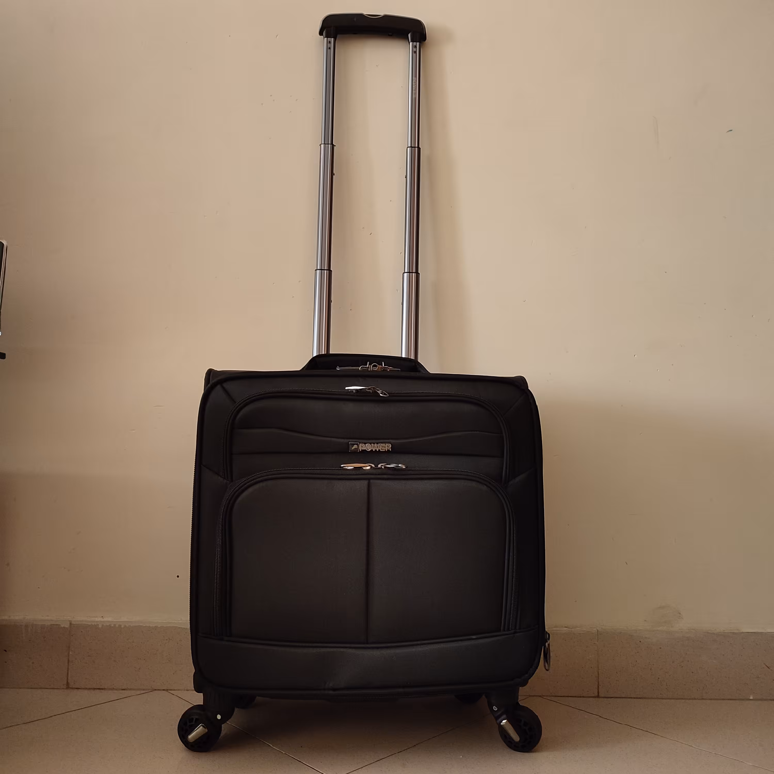 چمدان خلبانی پاور