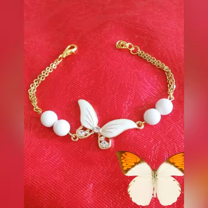 دستبند پروانه ای  همراه با سنگ اونیکس 