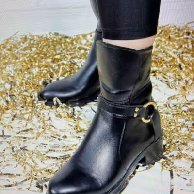 نیم بوت پاشنه دار