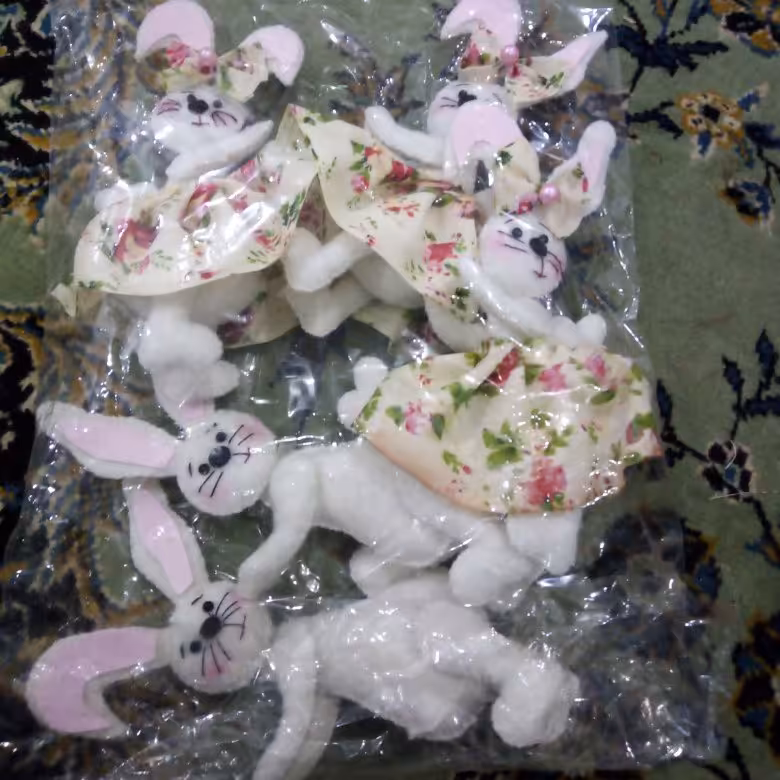 عروسک تی‌وی نمدی