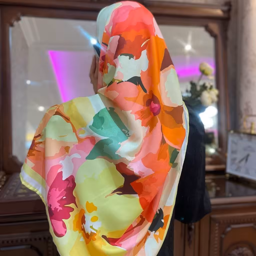 روسری قواره بزرگ مدل نازنین پارچه ابریشم گارزا
