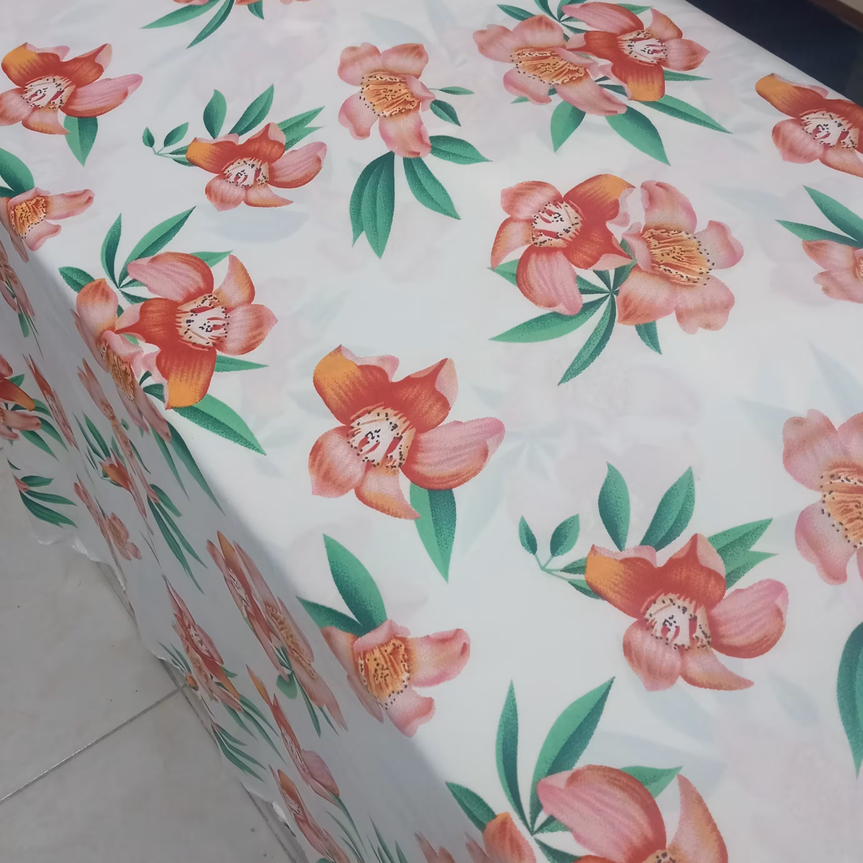 کرپ ابریشم گلدار کد 35