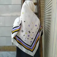 روسری اناهیتا