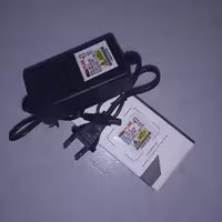 پاور  وارداتی  12v 2a  مورد استفاده  دوربین  مدار بسته  و مودم هایی 12v