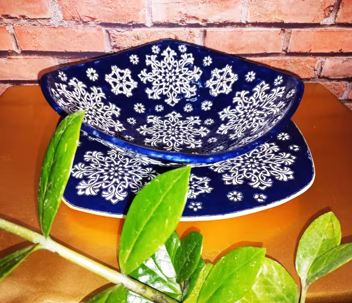 کاسه بشقاب دست ساز سفالی میناکاری شده - 31سانتی