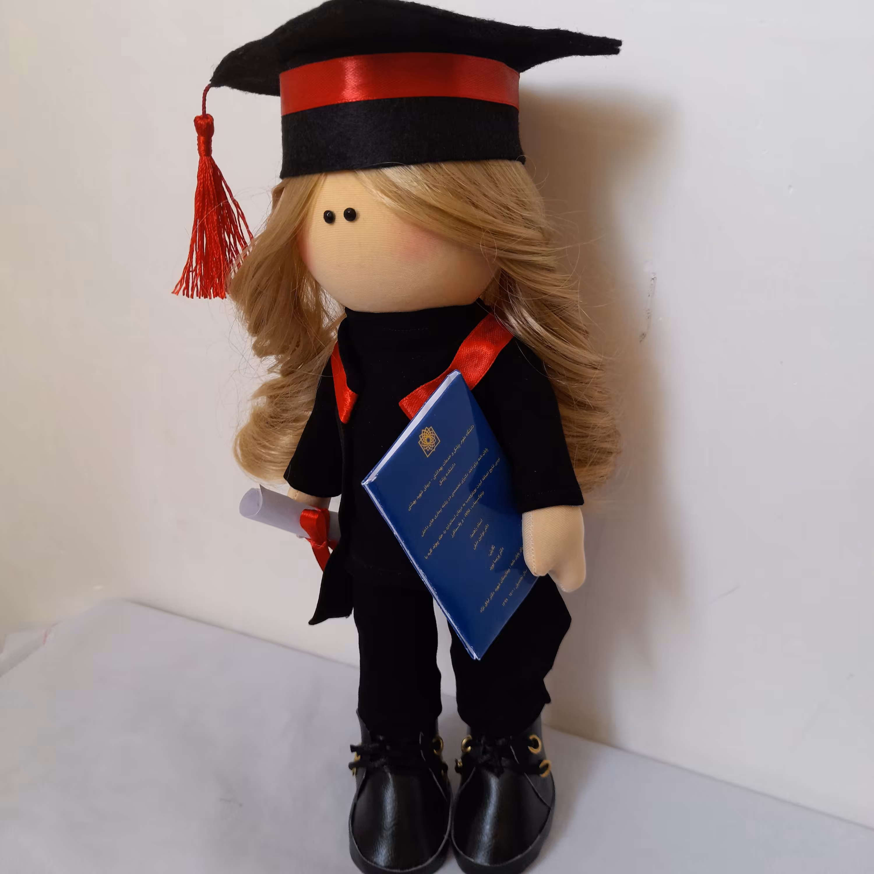 عروسک فارغ التحصیل شیک