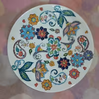 بشقاب سفالی  میناکاری، دستساز،نقاشی شده، قابل شستشو ،کاربردی،لعاب خورده و پخته شده، باطراحی زیبا