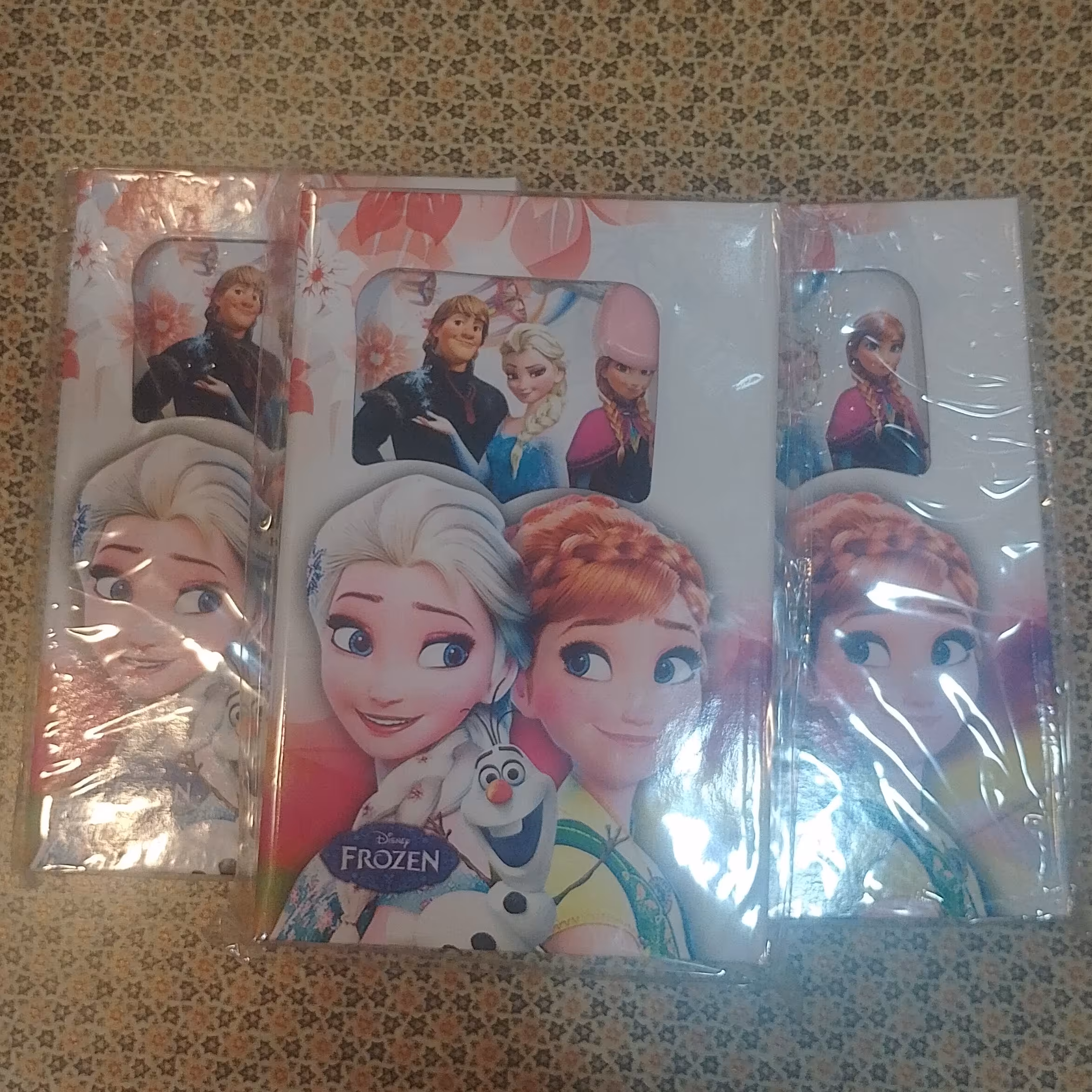 دفتر خاطرات قفل دار فانتزی در طرح  فروزن FROZEN 4 سایز  21در13 سانتیمتر
