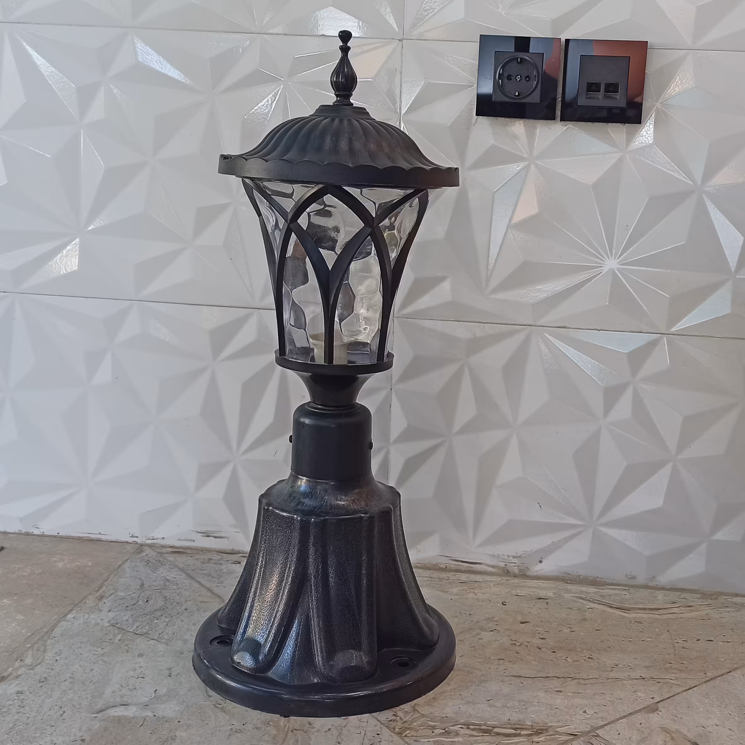 چراغ حیاطی مدل کدSk35