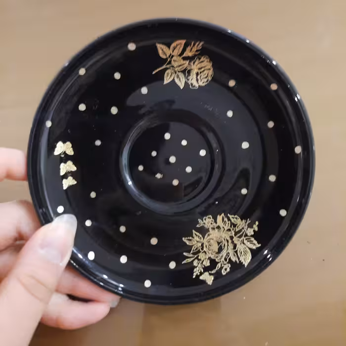 ظرف شیشه ای (نعلبکی شیشه ای) نقاشی شده