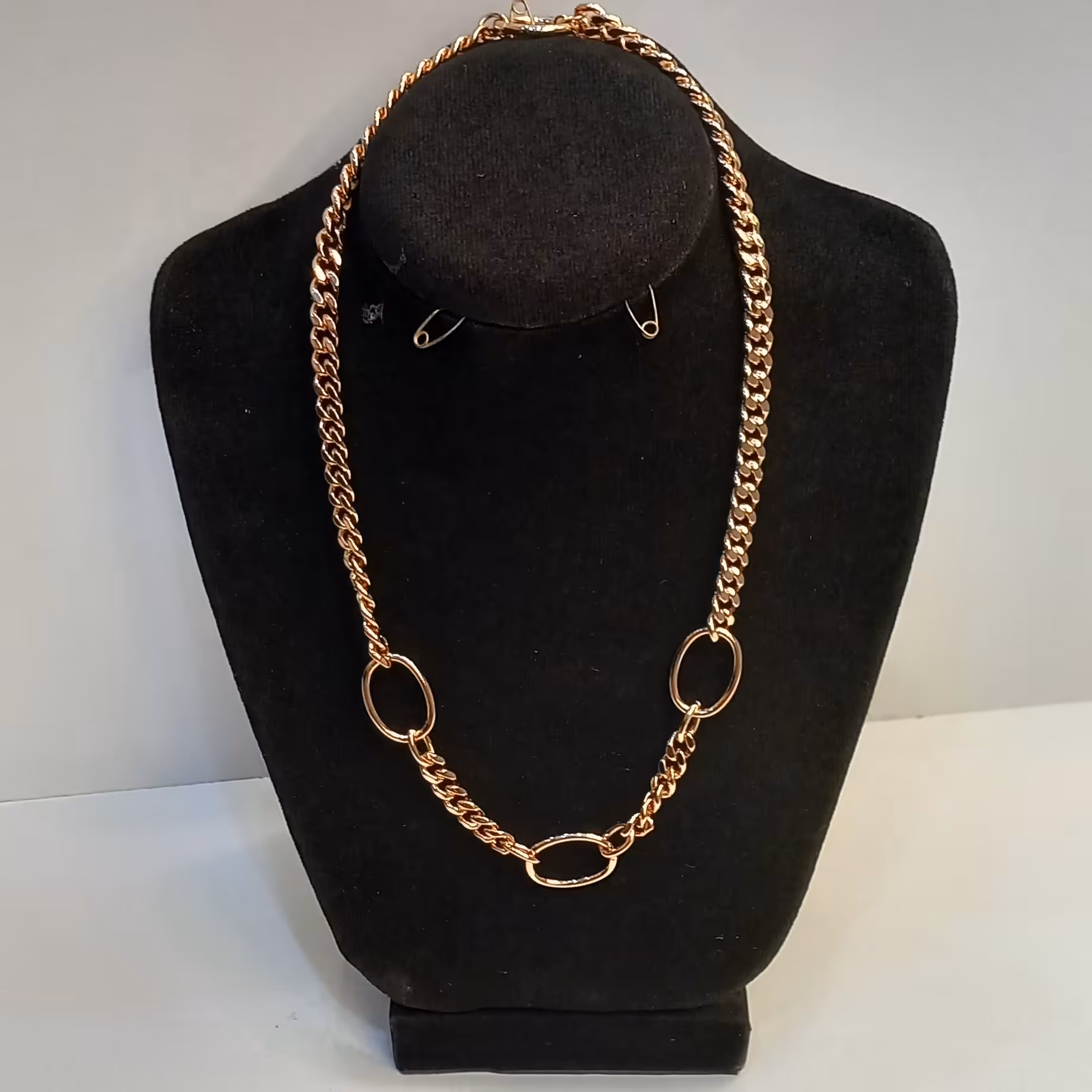 گردنبند اسپرت رنگ ثابت