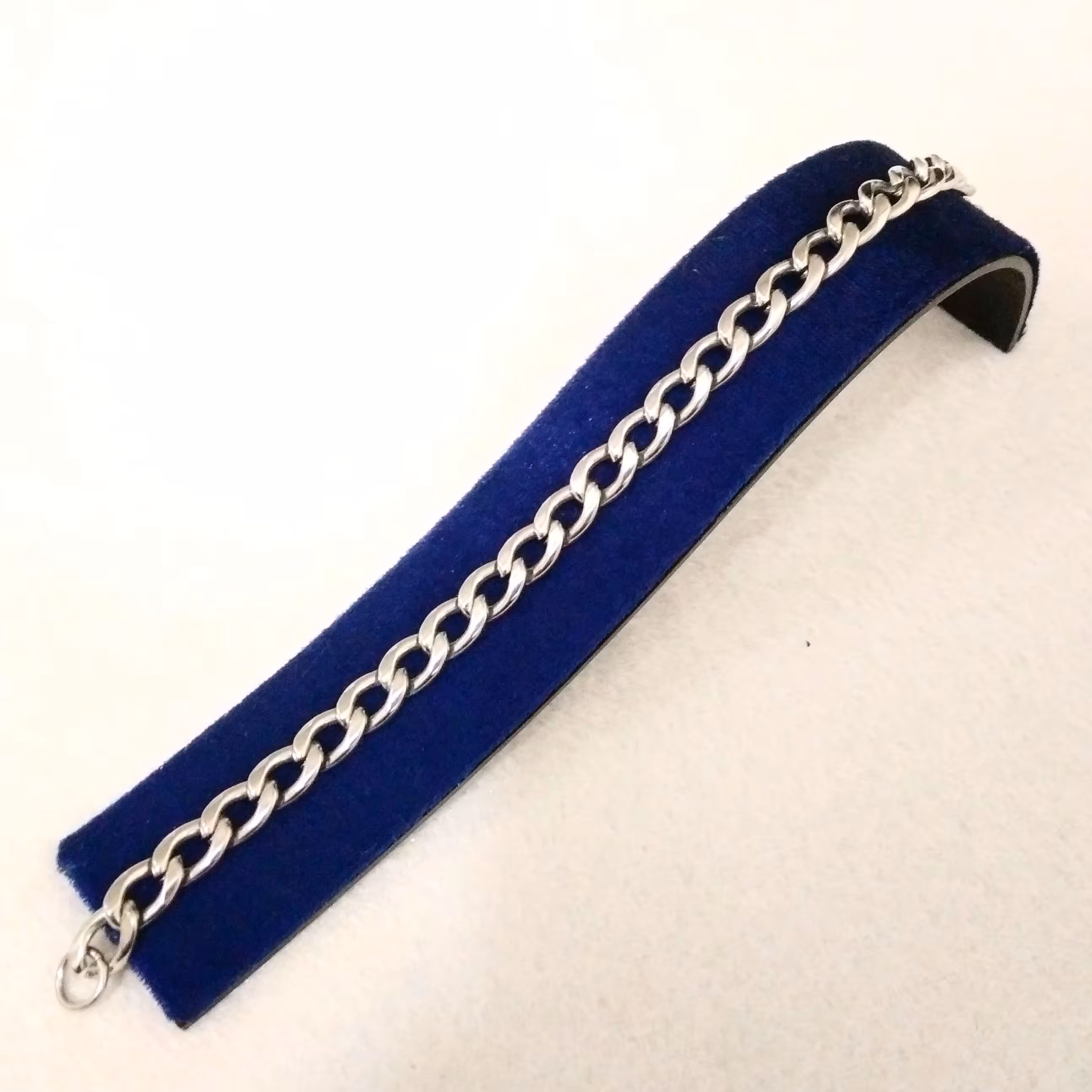 دستبند کارتیر