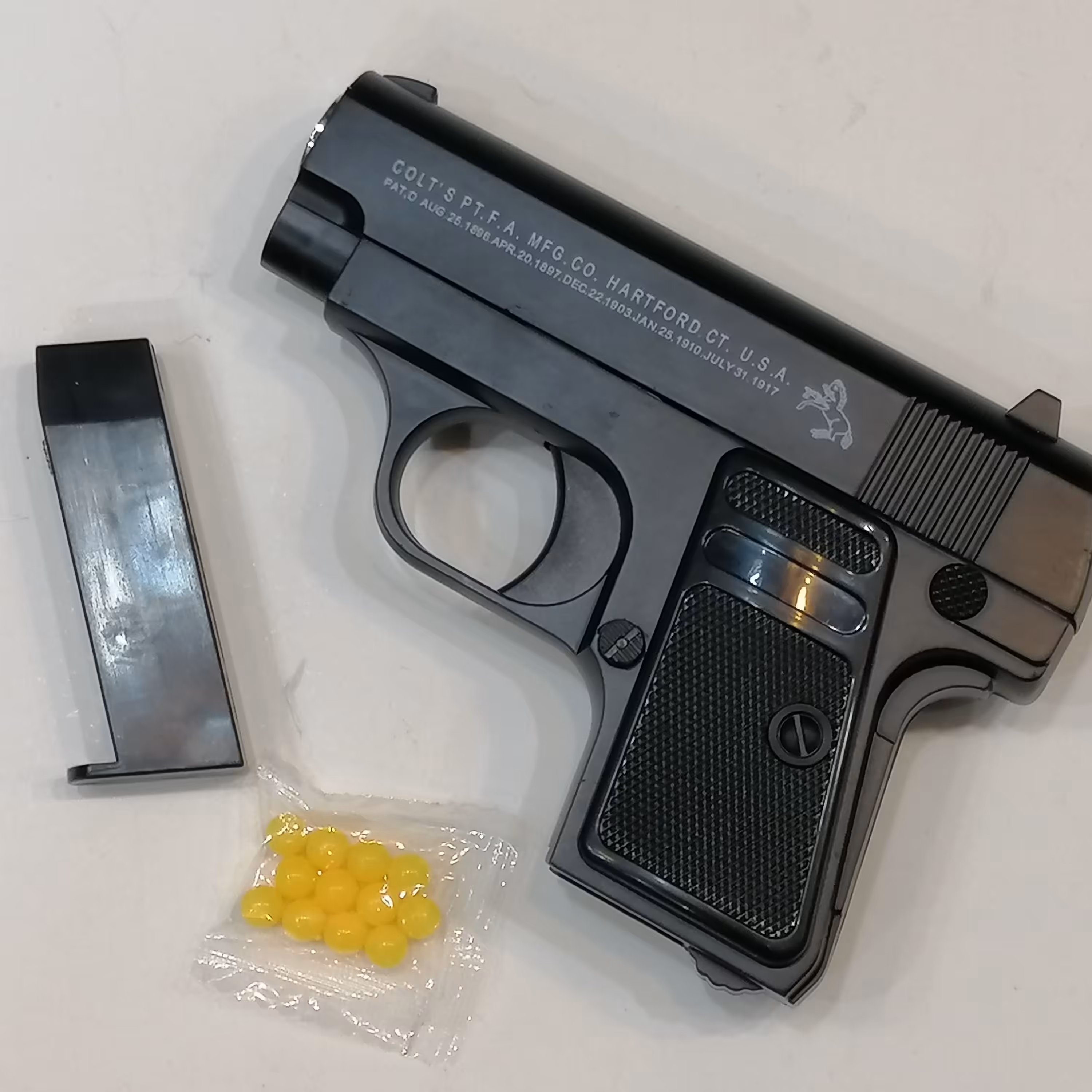 کلت فلزی طرح  سی 1 فلزی ،بادی ،باقابلیت پرتاب تیر