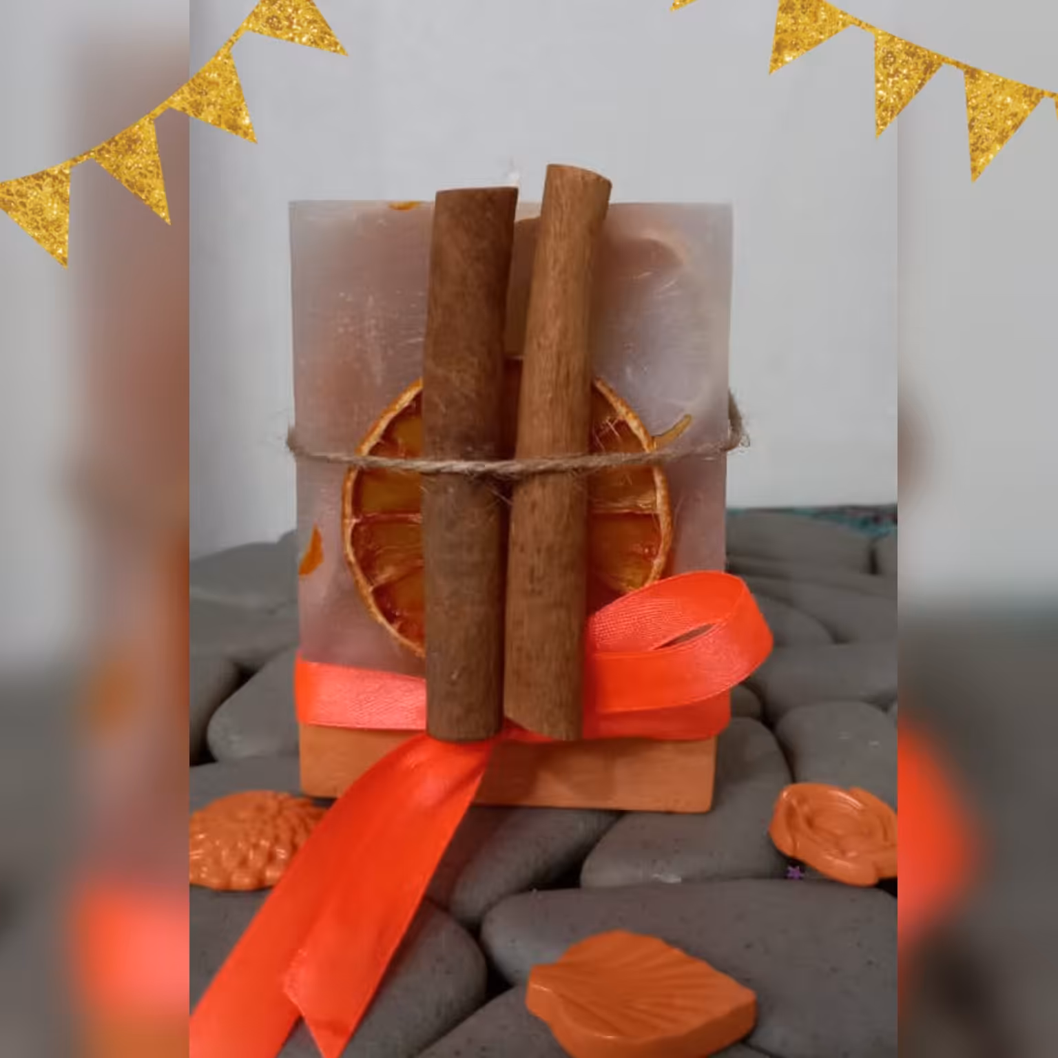 شمع چوب دارچین و پرتقال