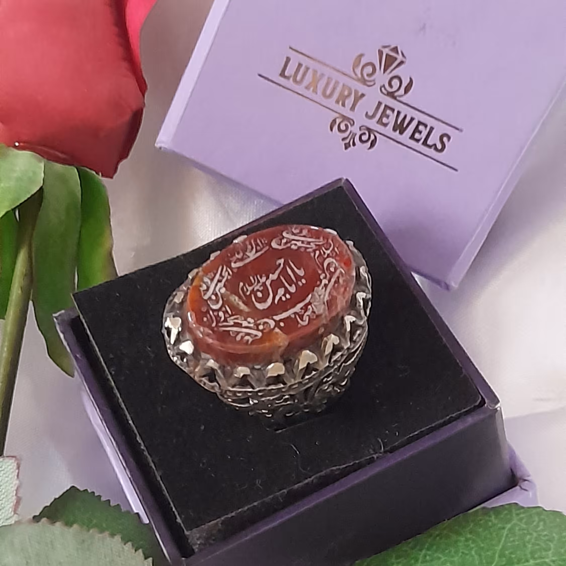 عقیق  یمنی حکاکی شده به 4سلام امام حسین