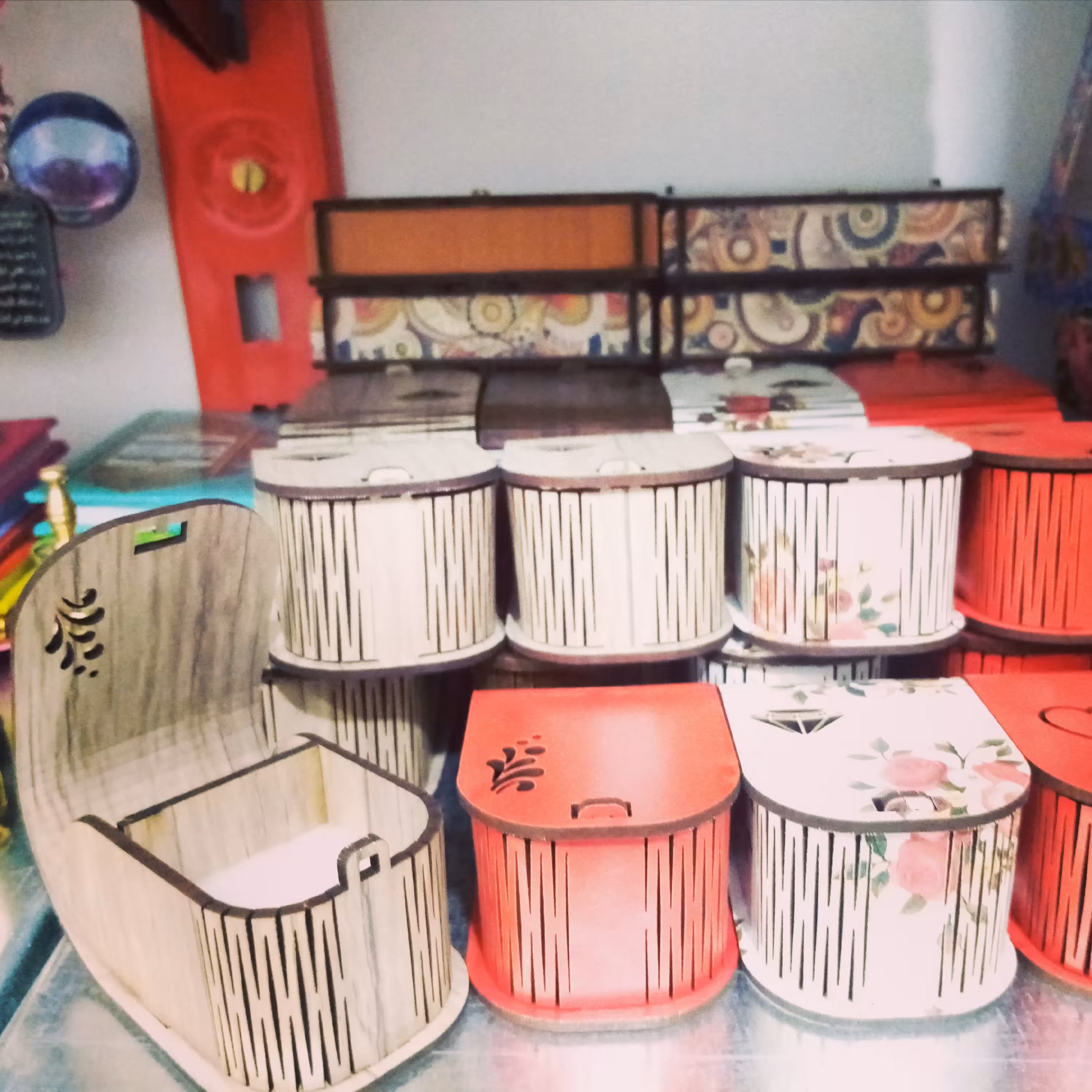 جعبه انگشتر چوبی فنری