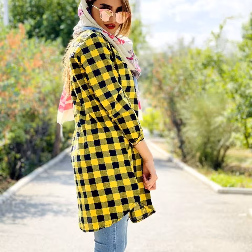 مانتو زنانه نخی . چهار خونه صورتی