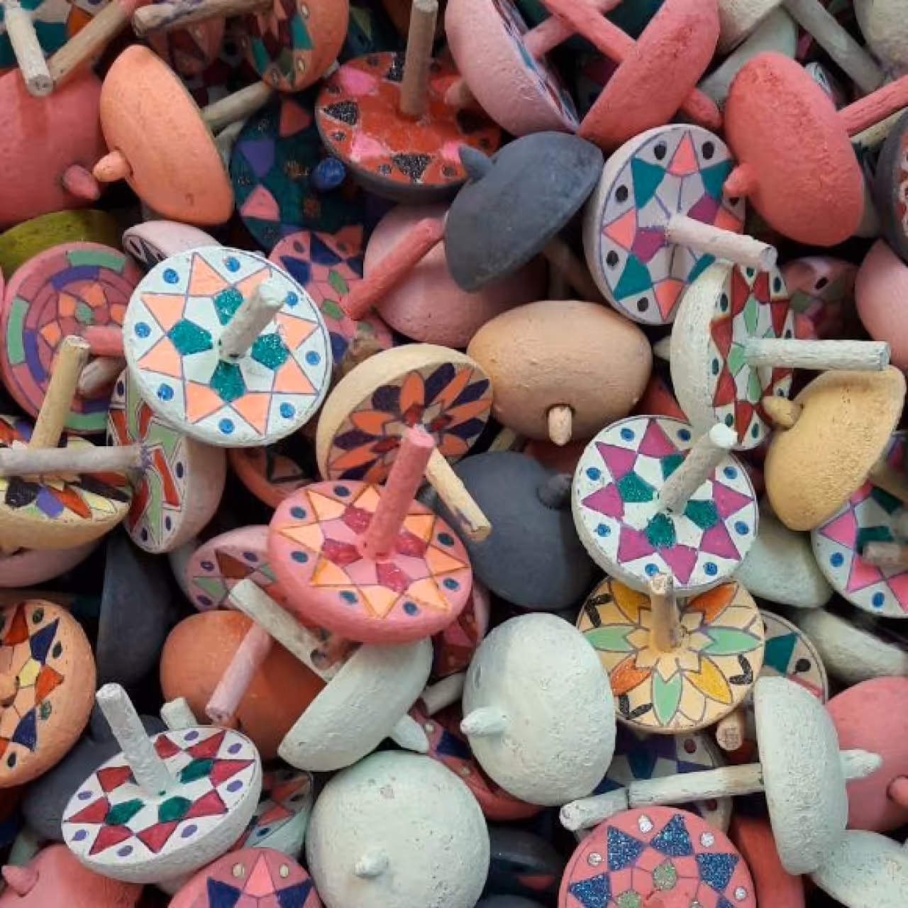 بازی قدیمی فرفره چوبی سنتی لچکی سایز 5سانت