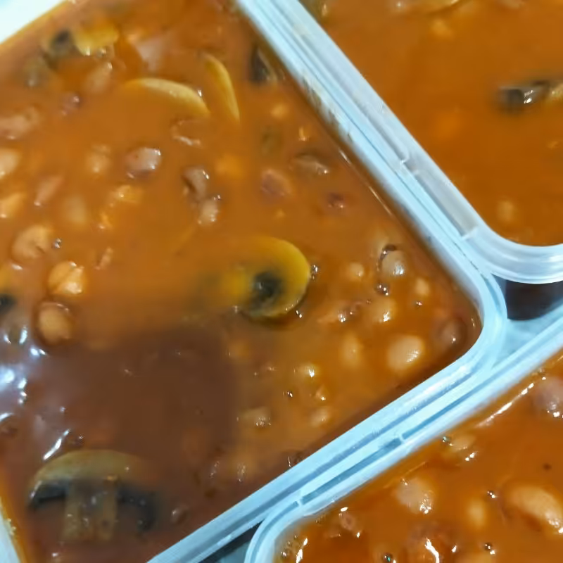 لوبیا چیتی با قارچ