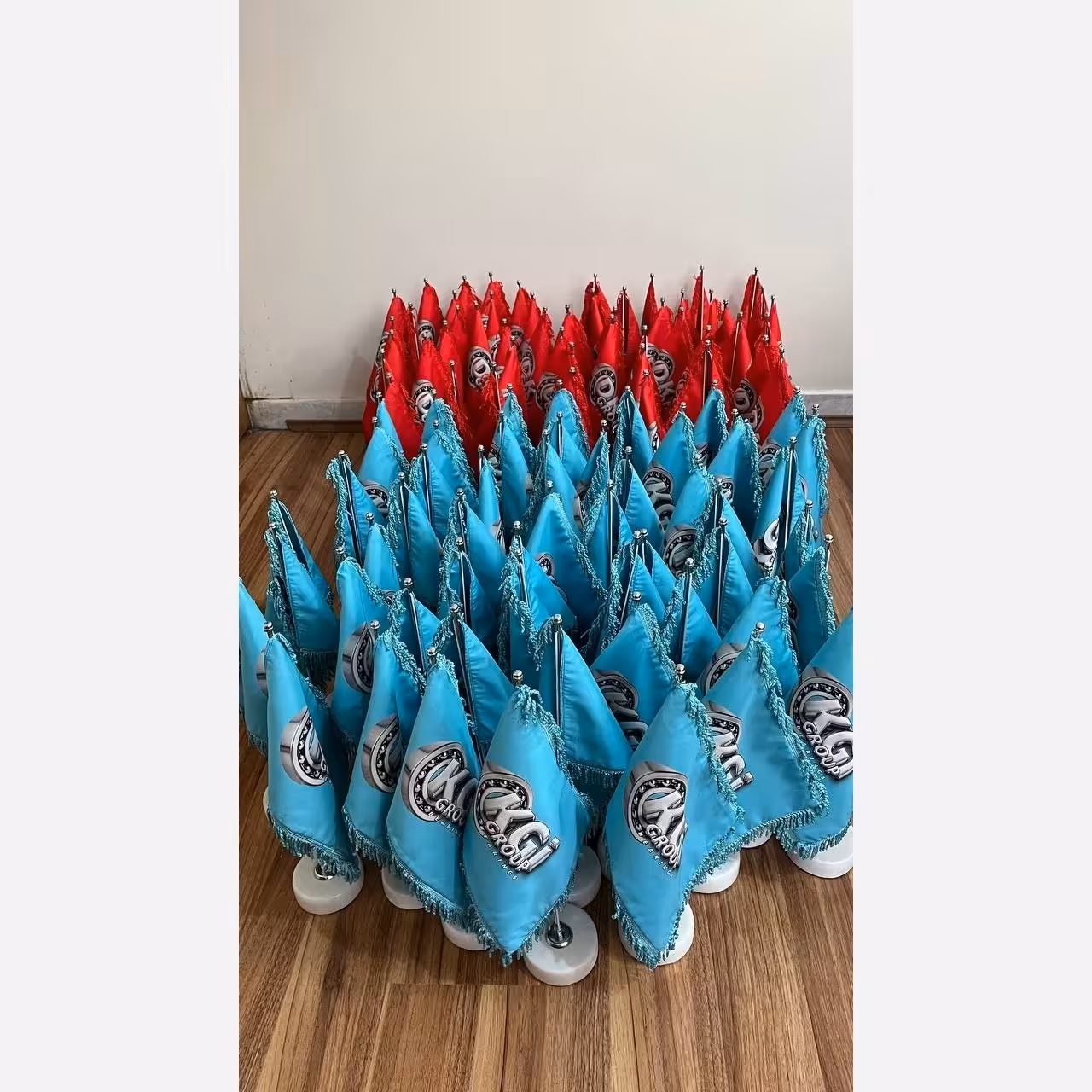 چاپ پرچم رو میزی پرچم چاپی