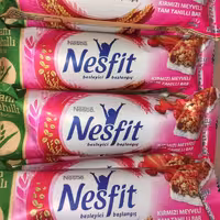 پروتئین بار نسفیت طعم میوه های قرمز