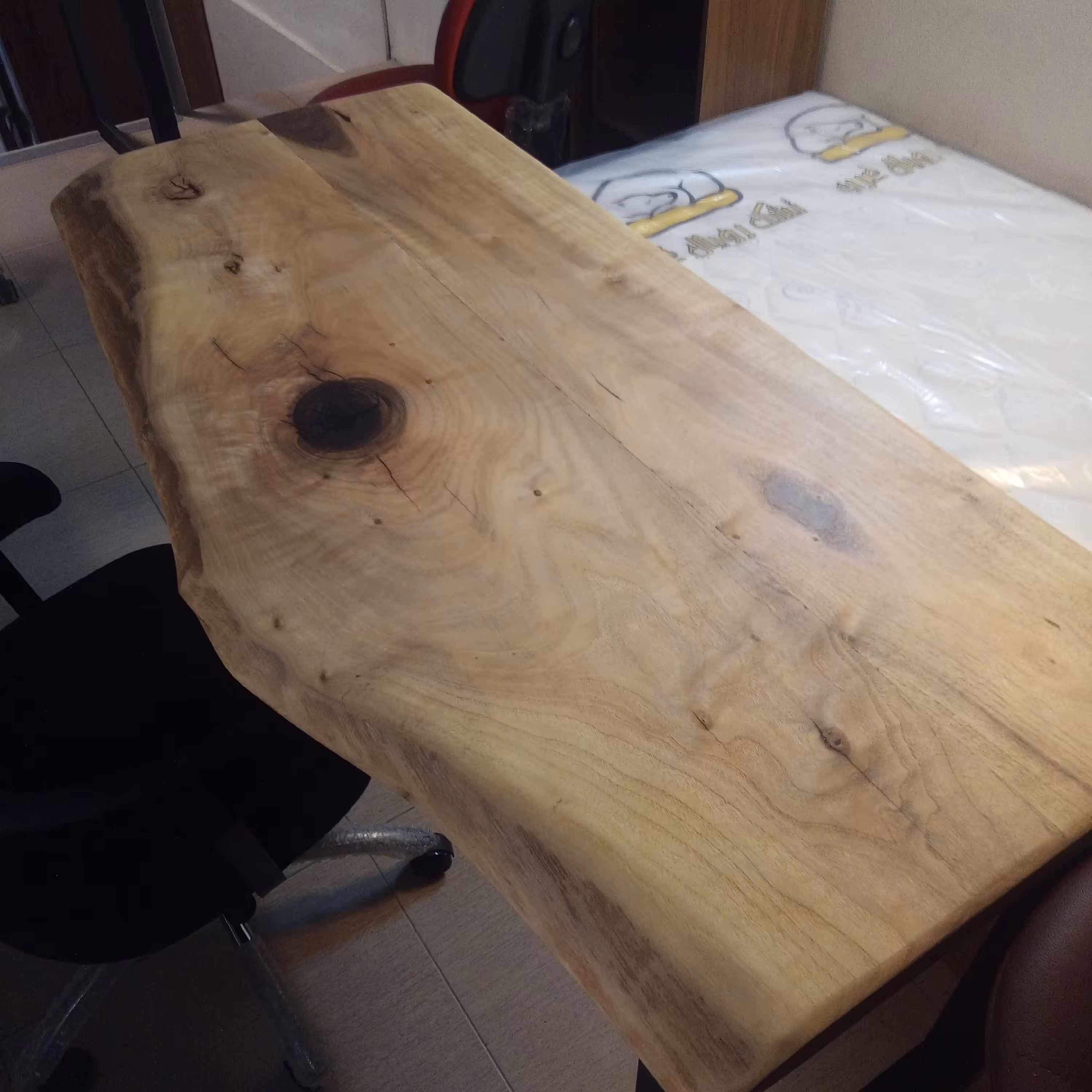 میز تحریر رستیک چوب گردو