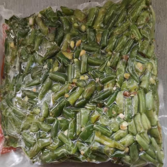 لوبیاسبز یکدست خوردشده