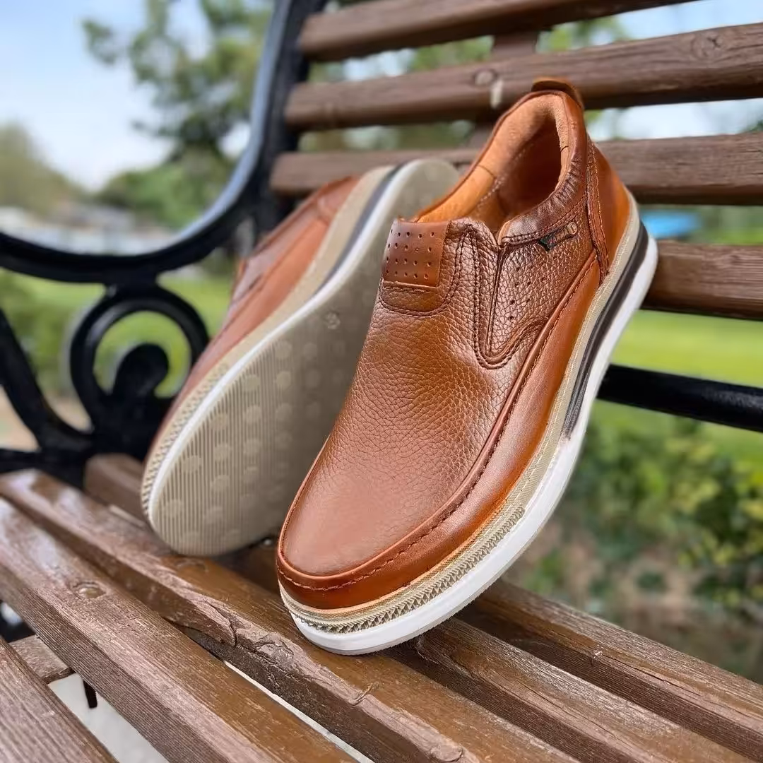 اسپورت شیک مردانه تمام چرم زیره ترمو نشکن قالب بزرگ