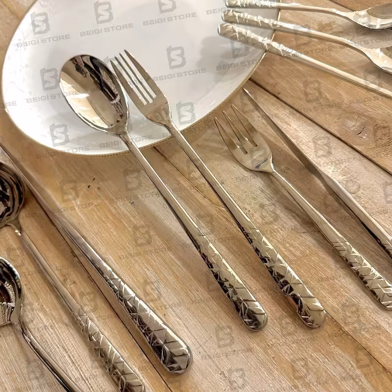 سرویس قاشق چنگال 30 نفره     (157 پارچه ) طرح جدید تمام براق برند کریستوفر  167 M