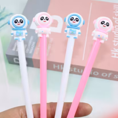 روان نویس فانتزی طرح پاندا فضانورد