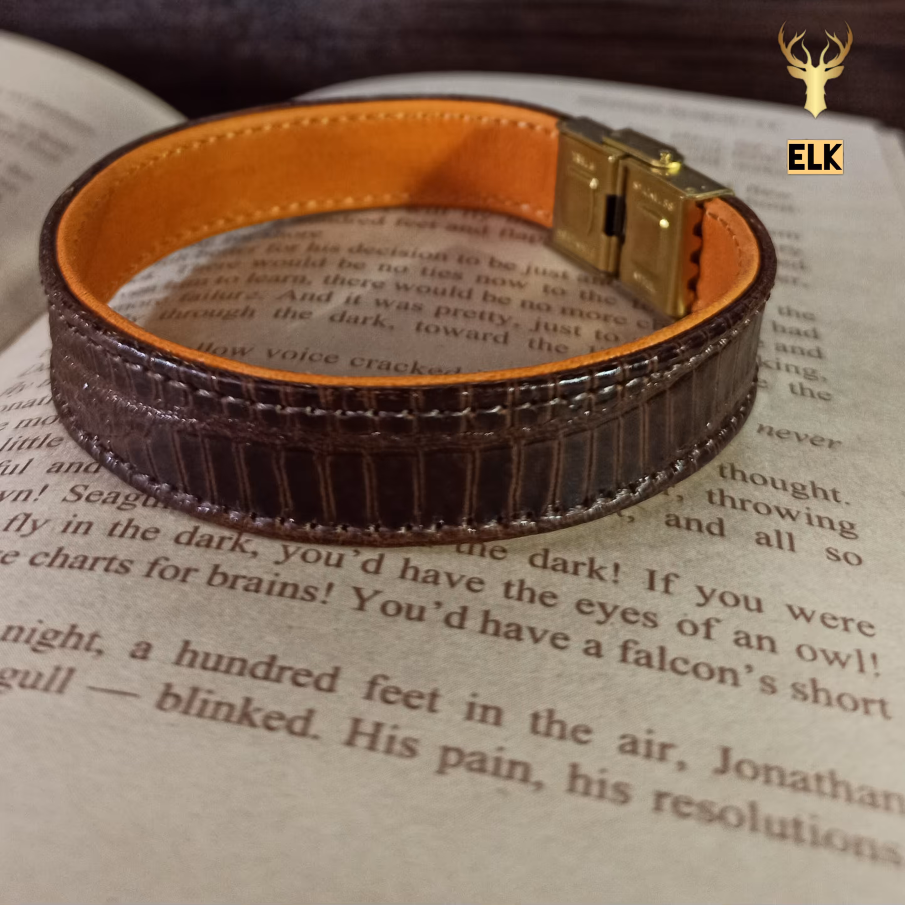 دستبند چرم طبیعی مدل D204 دو رو (ارسال رایگان با جعبه چوبی)