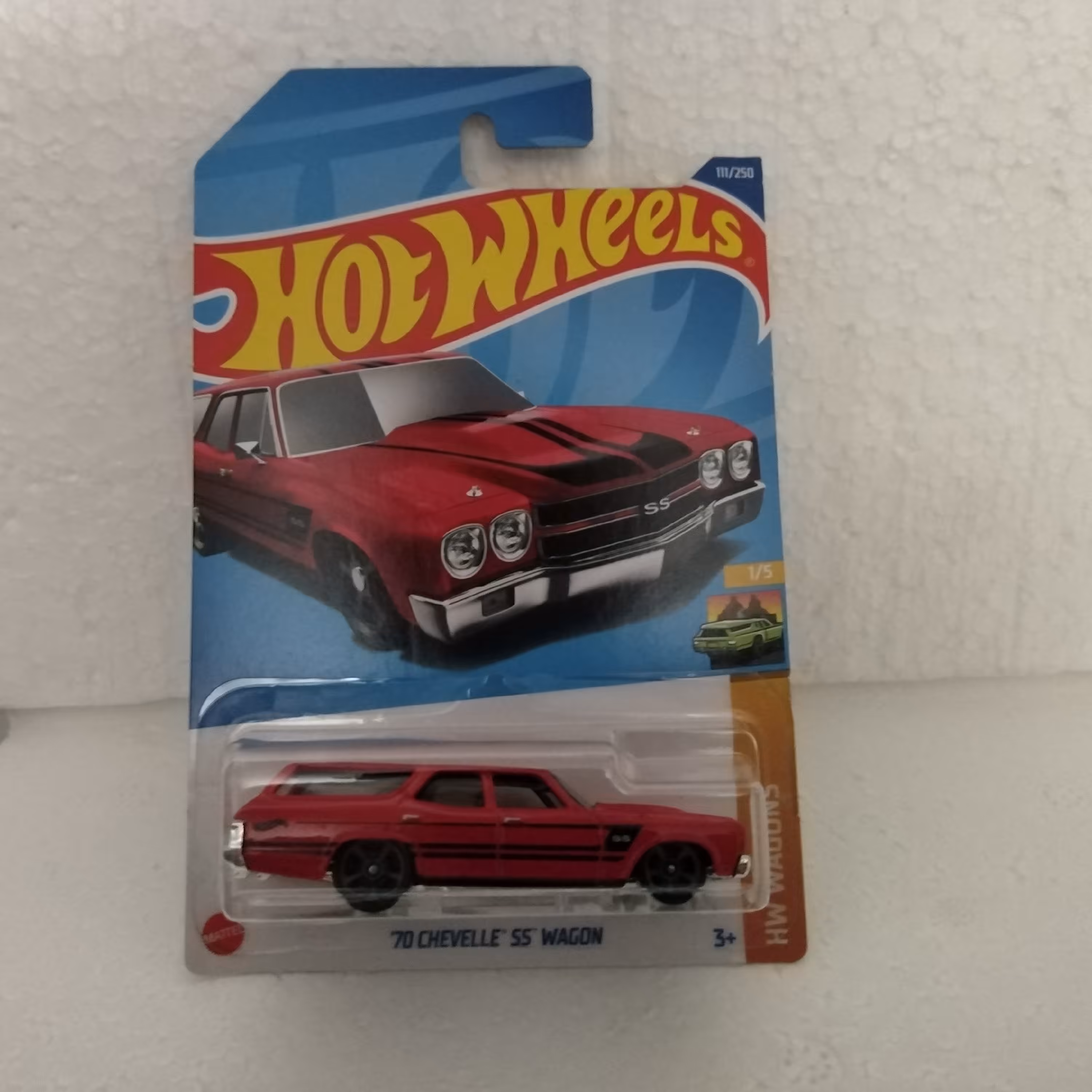 ماکت ماشین فلزی هاتویلیز chevelle ss wagon قرمز