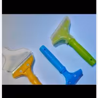 تیغ کاتر دارای دسته برای تمیز کردن و کف سابی