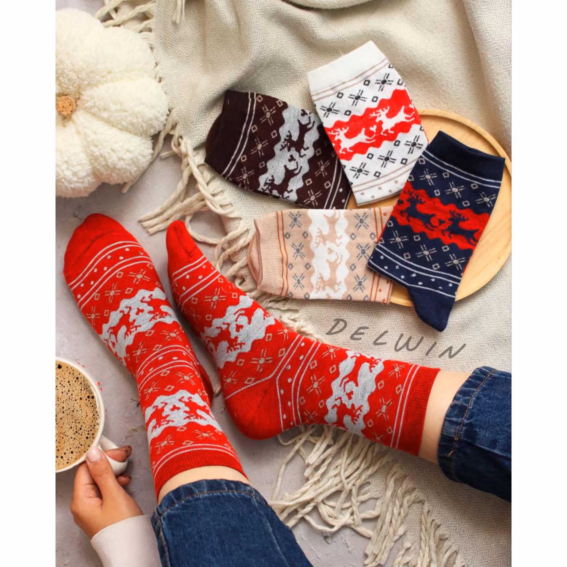 جوراب زنانه ساقدار نخ پنبه گوزنی برند دلوین کیفیت عالی 