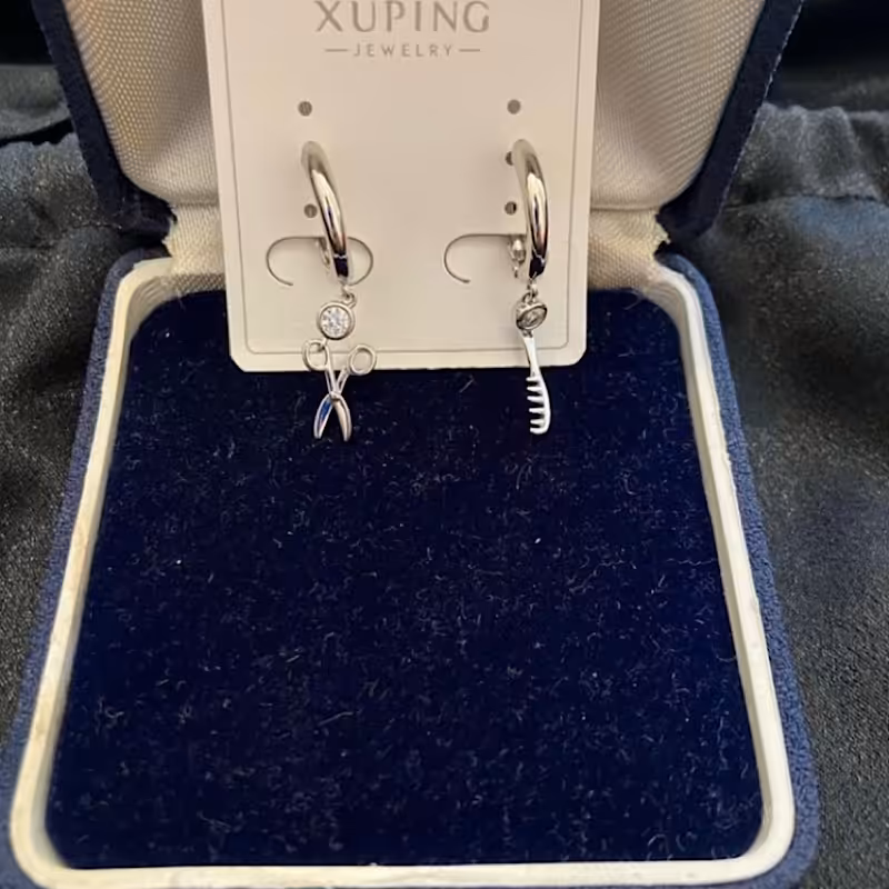 گوشواره ژوپینگ طرح شانه و قیچی