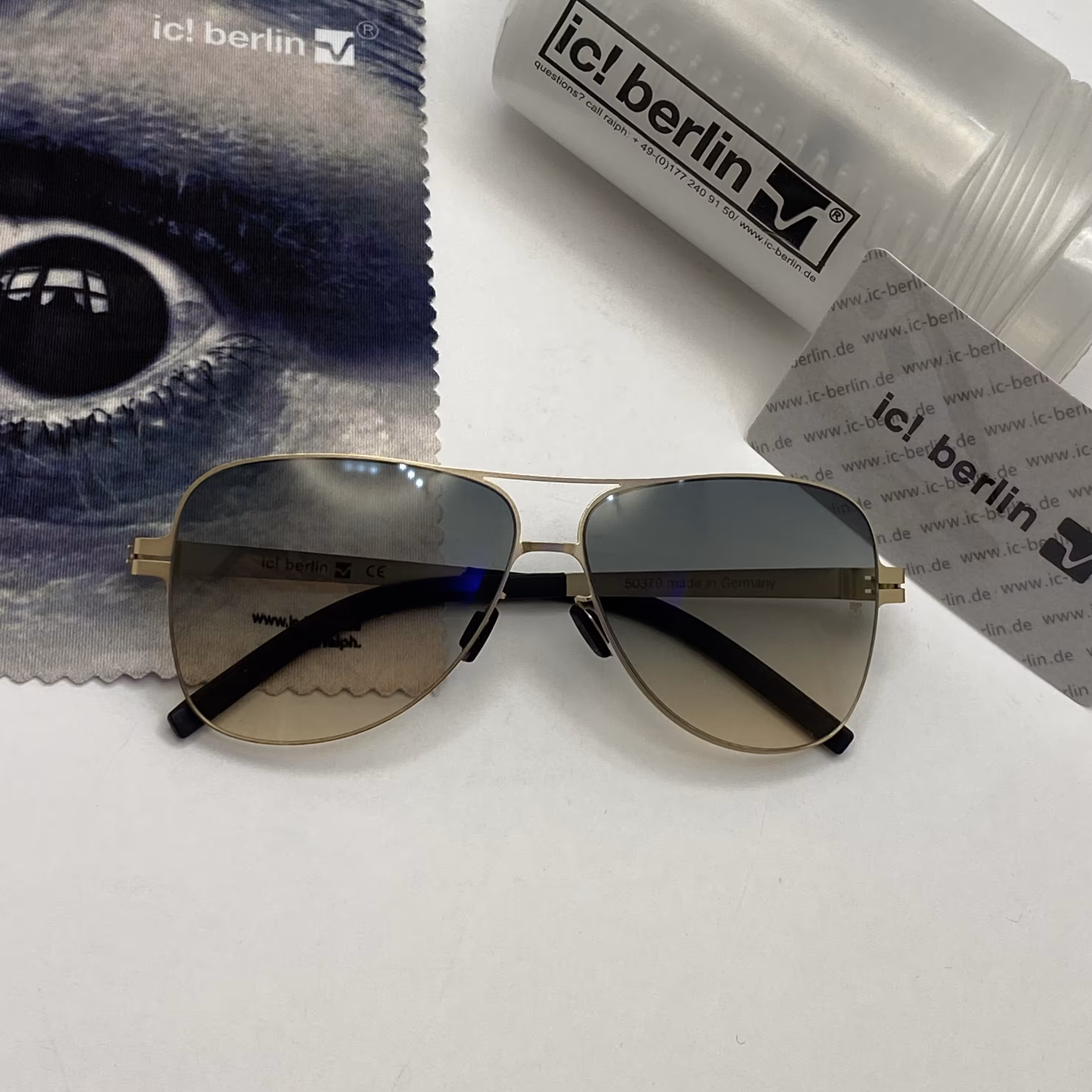 عینک آیس برلین ice-berlin کد 16 بسیار سبک و مقاوم محافظ کامل UV400 به همراه پک کامل اورجینال مناسب برای آقایان و بانوان