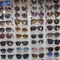 پک 50 عددی عینک اصل uv400 سفارش کشور آلمان
کایوچویی و فلزی
کیفیت و تنوع خیلی بالا
حداقل سفارش 50 عدد