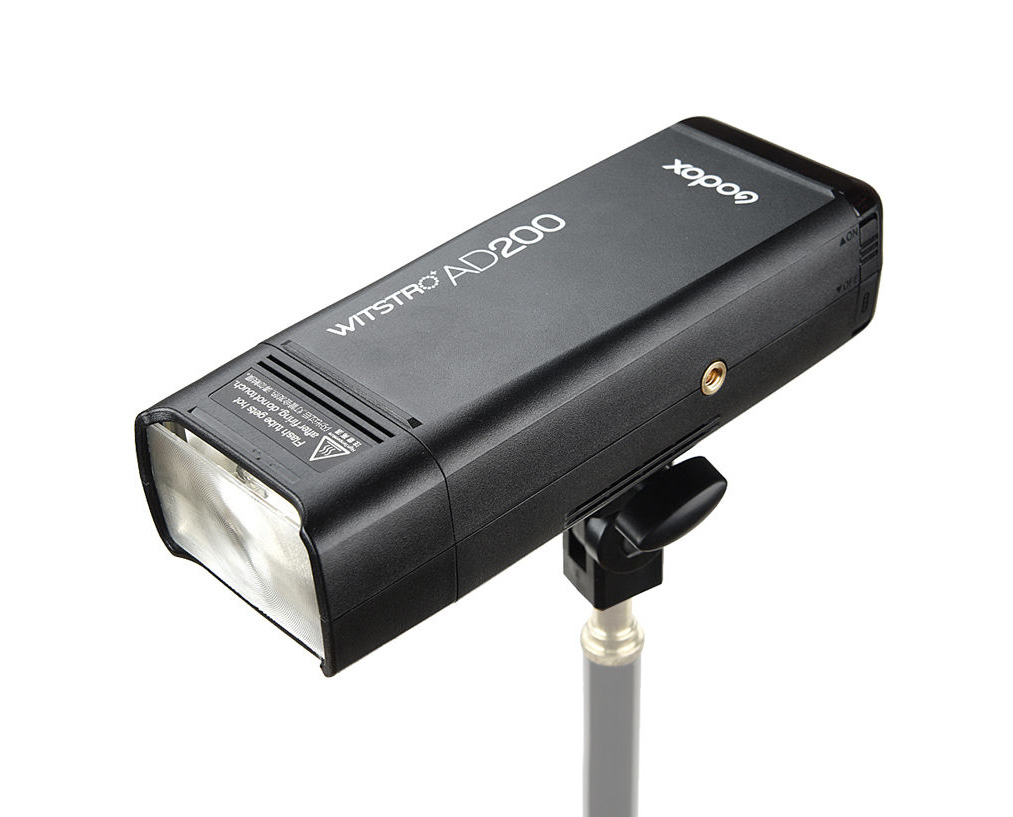فلاش پرتابل Godox AD200 TTL