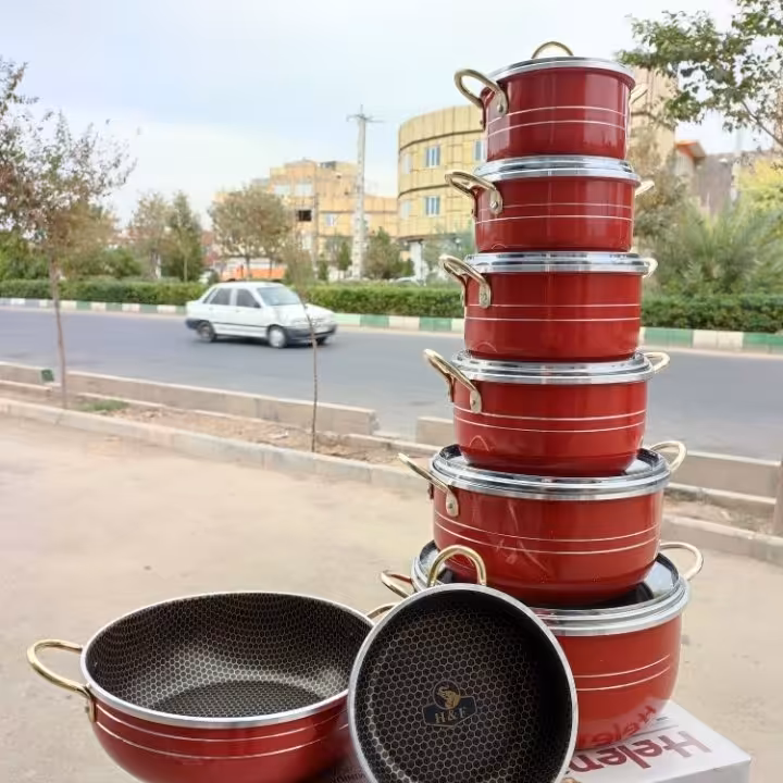 سرویس قابلمه 14پارچه هلنا دسته طلایی