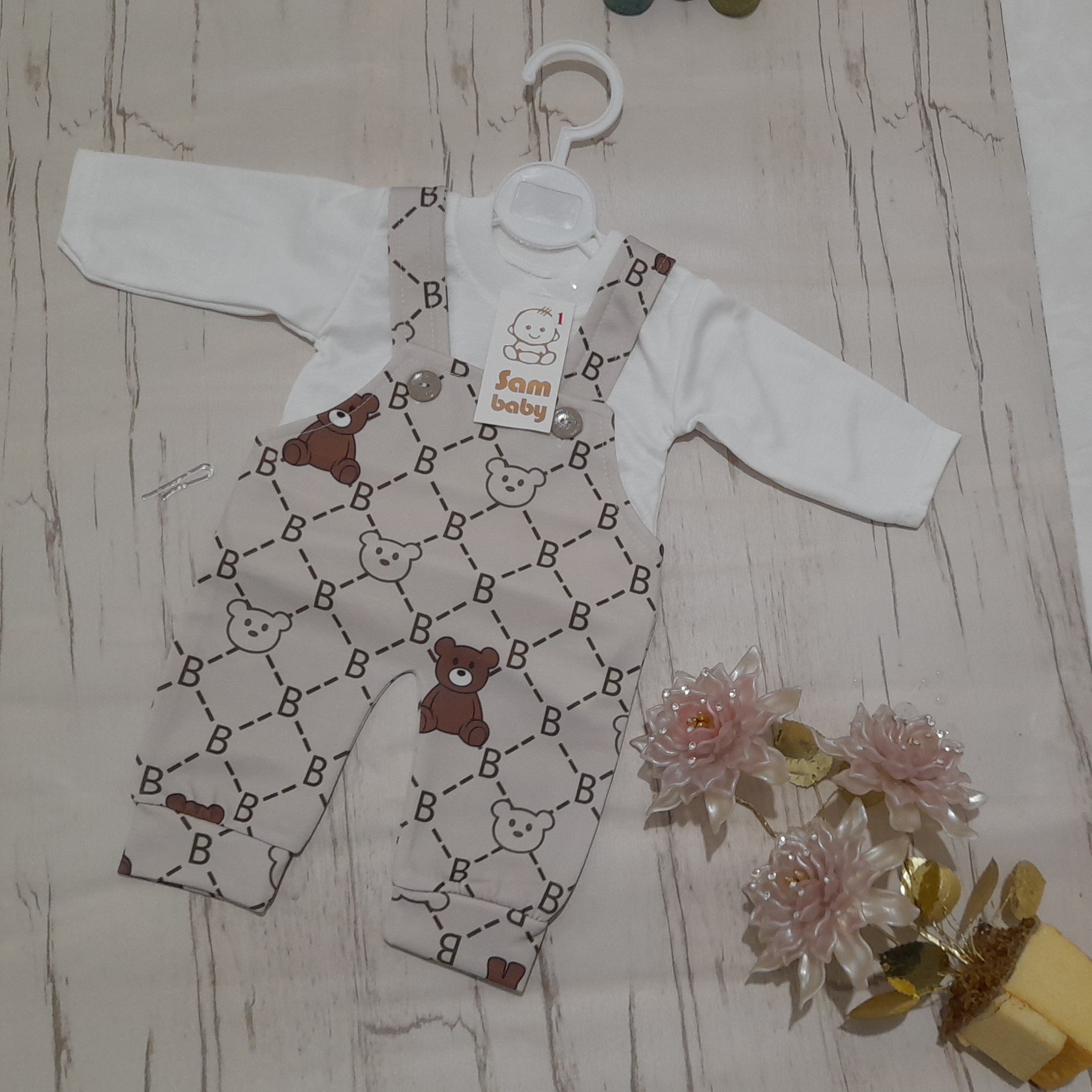 سرهمی نوازدی عروسکی دو تیکه جنس پنبه ای سایز 1،2،3،4 (ارزانسرای جوانه)