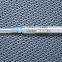 سرنگ 0.5 سی سی خود تخریب AD ورید V.med (کارتن 1000 عددی)