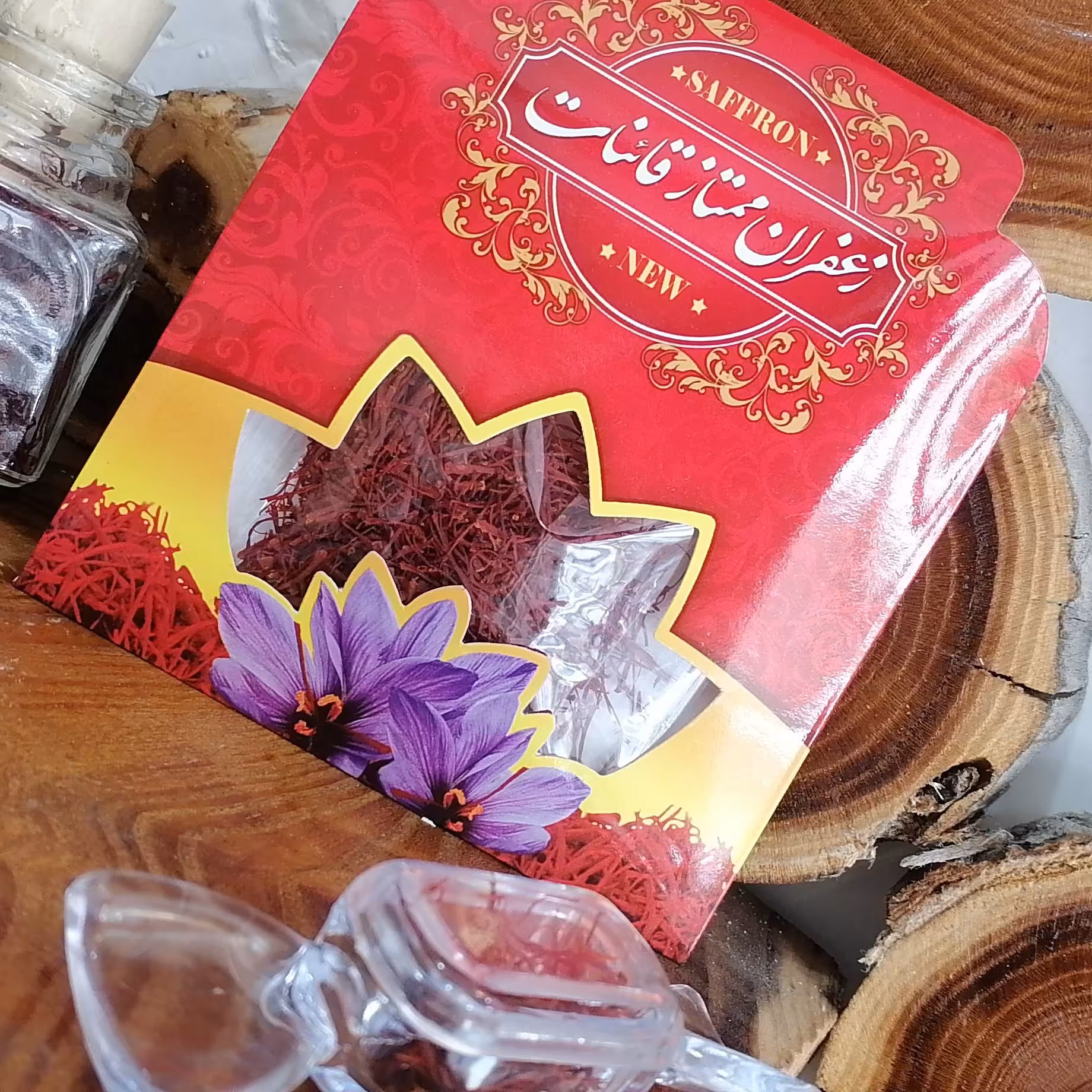 زعفران پوشال شبه نگین صادراتی قاینات یک گرمی به ضمانت آزمایشگاه