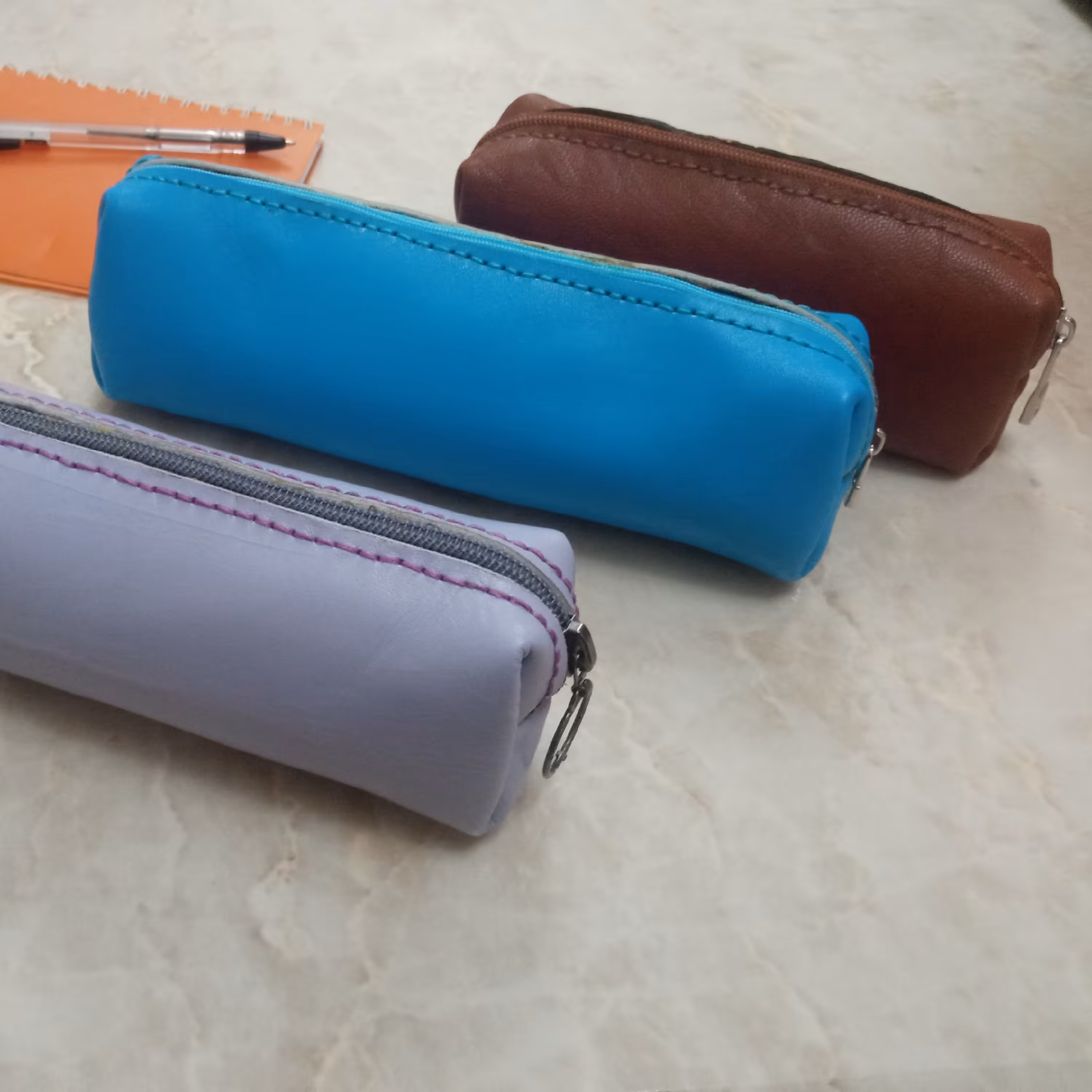 جامدادی چرم گاوی درجه1 دست دوز 